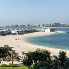 Sea View Beachfront 3BR Apartment - Shoreline 6