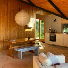 Modern 80S Holiday Home With A Wild Garden