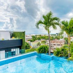 Adorable Rooftop Pool, Reliable WiFi, Near 5th Ave
