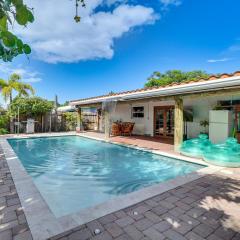 Fish, Swim and Relax Poolside! Deerfield Beach Oasis