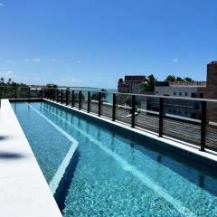 Flat em Porto de Galinhas com Varanda, Aconchegante, Próximo ao Mar e ao Centro Comercial
