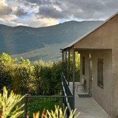 Dez Guest House, Margahovit, Lori