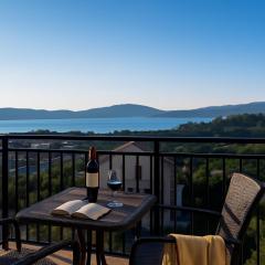 Valmere Members Luxury Sea View Apartment Tivat