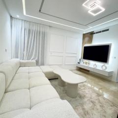 Appartement de Luxe 3 Chambres avec piscine au centre