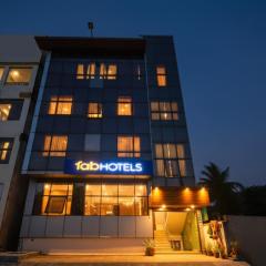 FabHotel Seven Inn 30 - Near Care Hospital