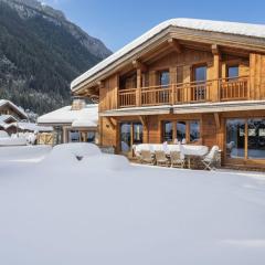 Amazing Chalet with Hot Tub Sauna and Panoramic View