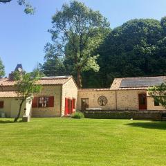 Gîte de charme avec Spa & Piscine 12 pers à Rocheservière