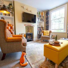 Pass the Keys Charming 2 Bed Townhouse Short Walk To The River