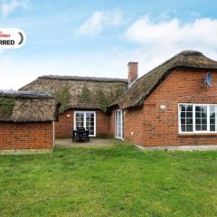 10 person holiday home in Ulfborg-By Traum