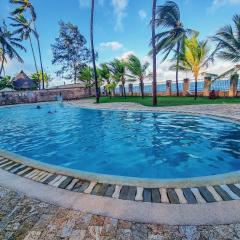 Penthouse with Stunning Beachfront Views 3