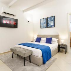 Modern Minimalist Loft with Terrace and Parking