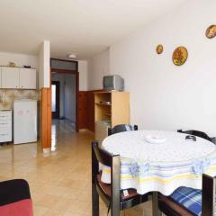 One-Bedroom Apartment Pula near Sea 2