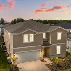 10 Bedrooms 8 Bathrooms Windsor Cay 15770 Cc