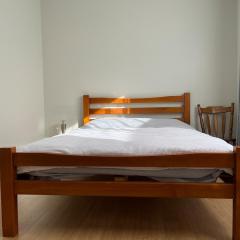 Ensuite Free parking Laundry Kitchenette No hob