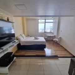 Studio-Apartment Center Pool Free Parking