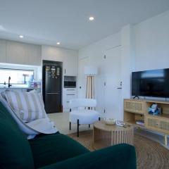 Christchurch Riccarton Brandnew Townhouse - Near Westfield Mall - Free Parking & Kitchen