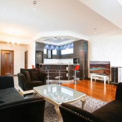 Katsin Building ! 3 Bedroom Luxury Apartment with 2 Bathrooms!