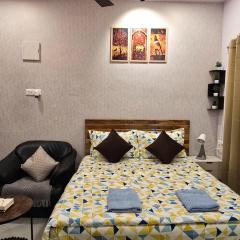Studio Flat near Airport & Metro