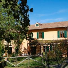 Spacious Tuscan Villa Retreat