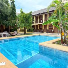 Lalaguna Beach Club & Dive Centre