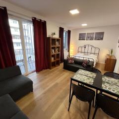 Ordona Charming Studio II