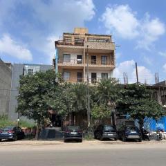 Hotel Admire Inn Sec - 44 By ASPL