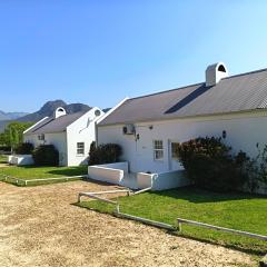 La Jolie Dauphine Guest House