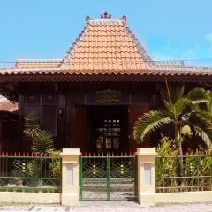 Ndalem Ngadisuryan