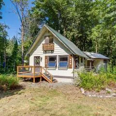 Walk to Skykomish River: Wooded Escape w/ Fire Pit