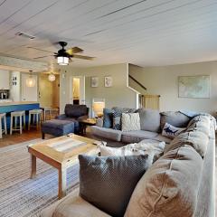 Bulldawg Beach Bunker by Tybee Vacation Rentals