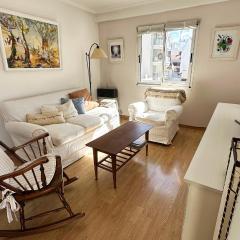 Depto Mechi - Depto en Guemes para 2 PAX con cochera descubierta - Hola Sur