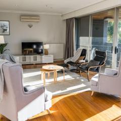 Prime Location Private Home Large Pool Pets welcome