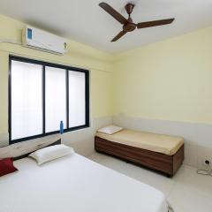 Ac Bed with breakfast At ovale naka ghodbunder road thane west