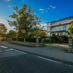 Diana Rooms and Apartments