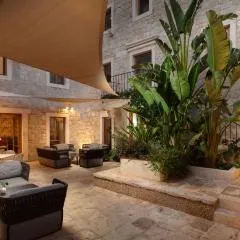 Central Heritage Hotel