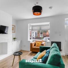 Spacious 2br Home W Garden 2-min Walk To Town