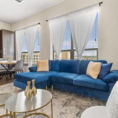 Cozy Hideaway, Rooftop Pool, Gym, Shops nearby