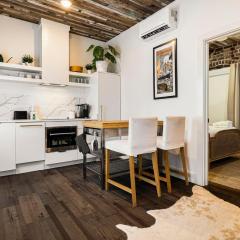 Gaston Haus by Lucky Savannah