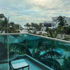 Relax by the Sea – Spacious Apartment with Beautiful Views