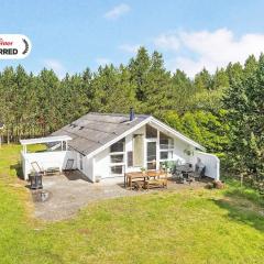Luxurious Retreat by Bratten Strand-By Traum
