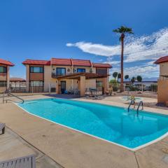Less Than 2 Mi to London Bridge Chic Condo with Pool Access