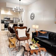Modern 3BR Retreat with Comfort & Style Near Disney