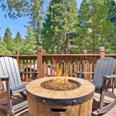 Lewis Creek cabin near Yosemite king beds