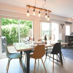 La Parenthèse plein centre au calme à 300 m du lac