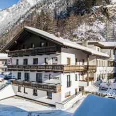 Apartment in Sölden near Giggijochbahn