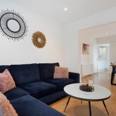 Contractor Deal,Perfect Getaway 3BR Home in Bedford, Sleeps 5