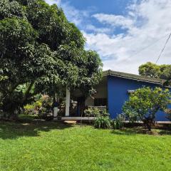 Casa rustica y familiar con piscina en La Vega Cund