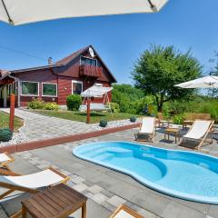 Pet Friendly Home In Mrzlo Polje