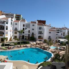 Apartamento Exclusivo Pie De Playa