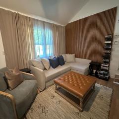 5 Min walk to Stony Brook University